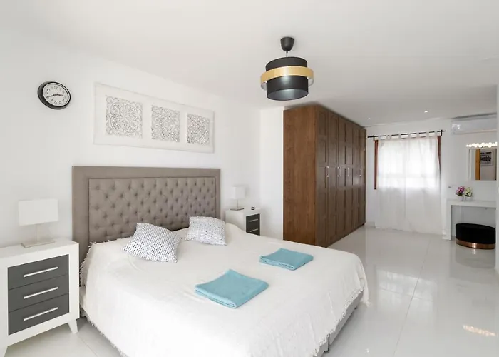 Villa Sunny Side By Puerto del Carmen (Lanzarote)