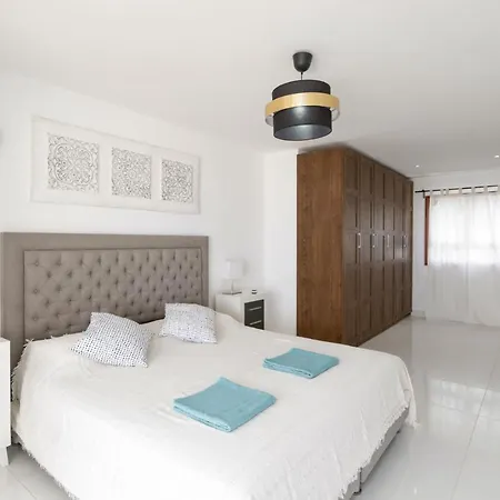 Villa Sunny Side By Puerto del Carmen (Lanzarote)