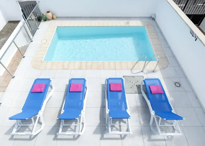 Sunny Side By 卡门港